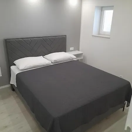 Apartment Kate Makarska